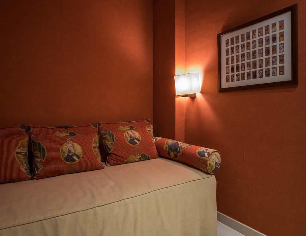 Apartaments Suites Sant Jordi Montbrio del Camp Ngoại thất bức ảnh